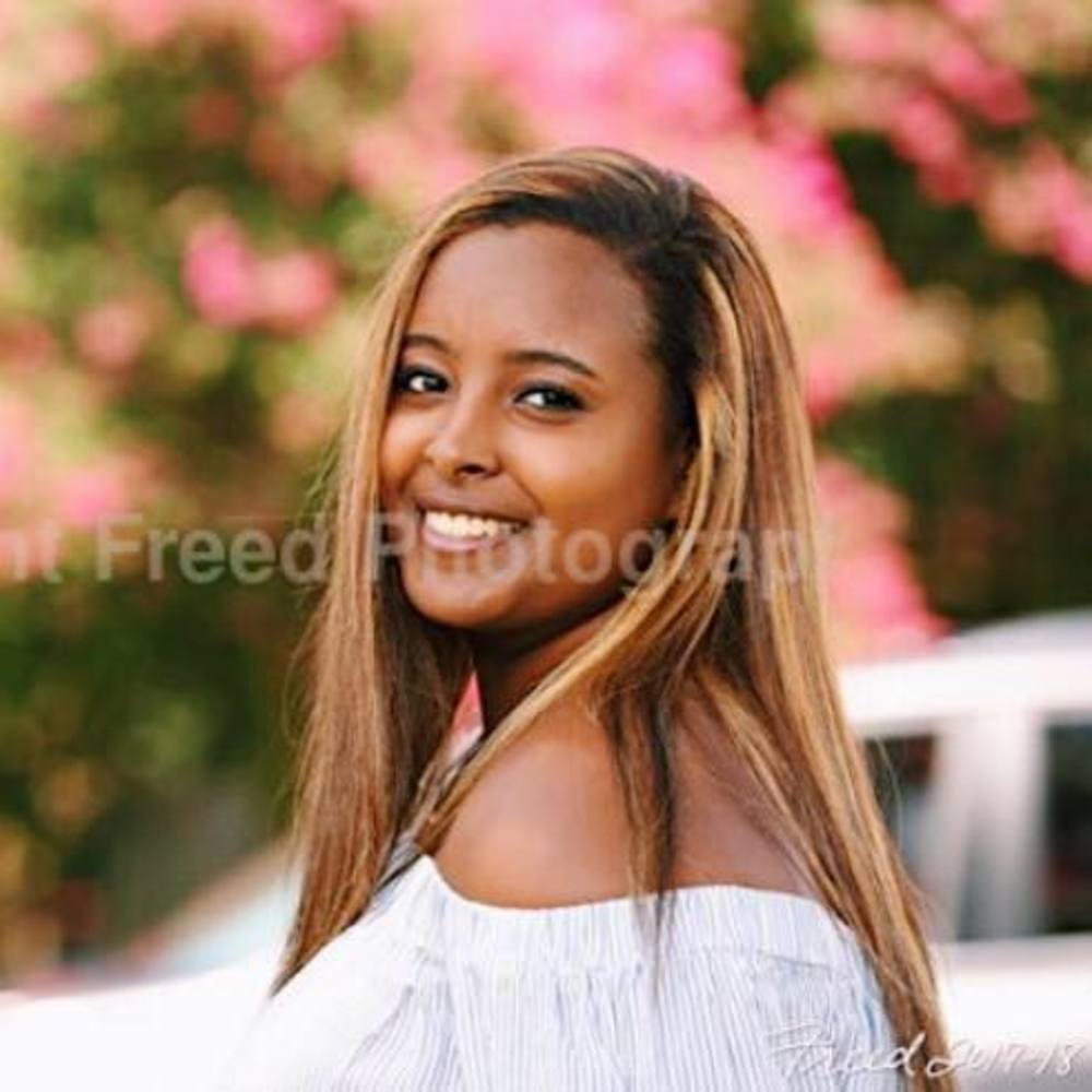 Meet your Posher, Lydia